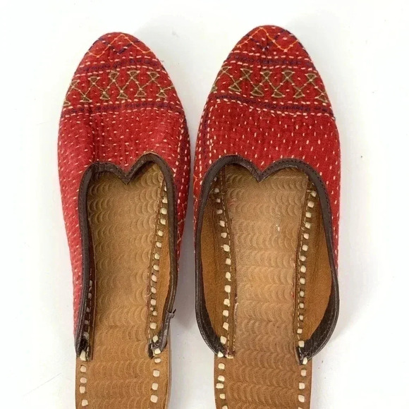 Jutti Leather & fabric handmade Indian party shoes - Picture 2 of 9
